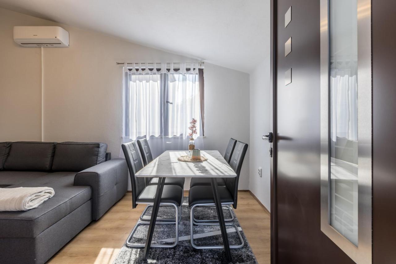 Apartment Lamaro Kaštela 외부 사진
