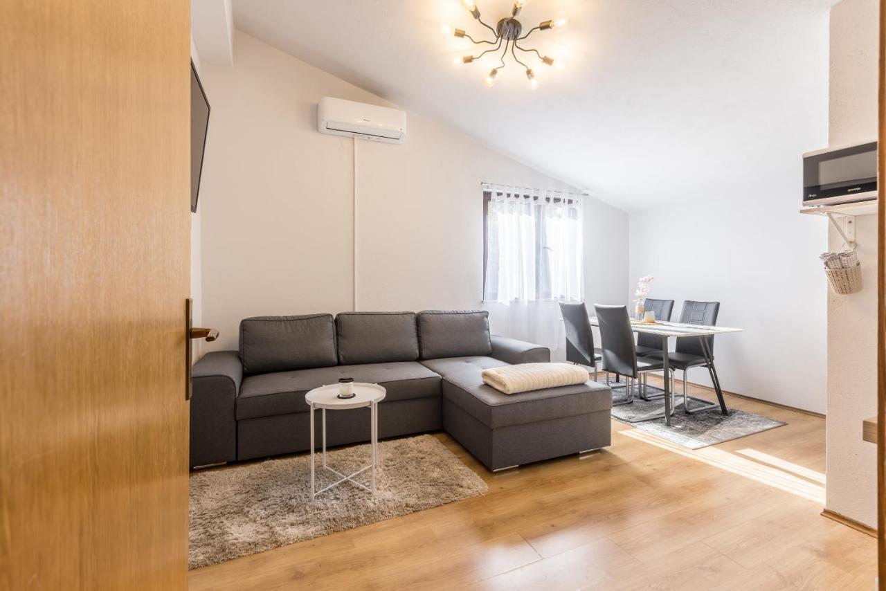 Apartment Lamaro Kaštela 외부 사진